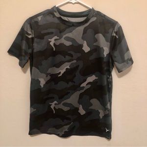Camo Tee Boys 14/16 moisture wicking material